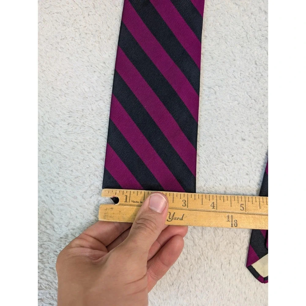 Brooks Brothers Makers Vivid Black & Pink Made in USA‎ Striped Design England